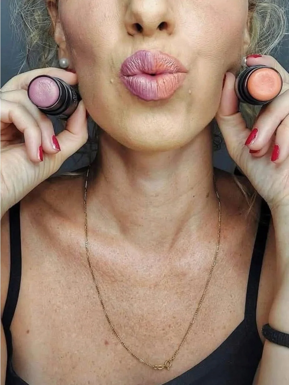 Younique All In One Color Stick Frosted Grape